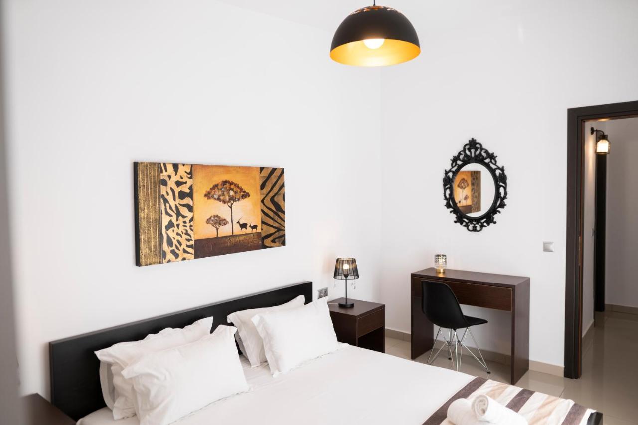 Aelia Apartments Néa Péramos Extérieur photo