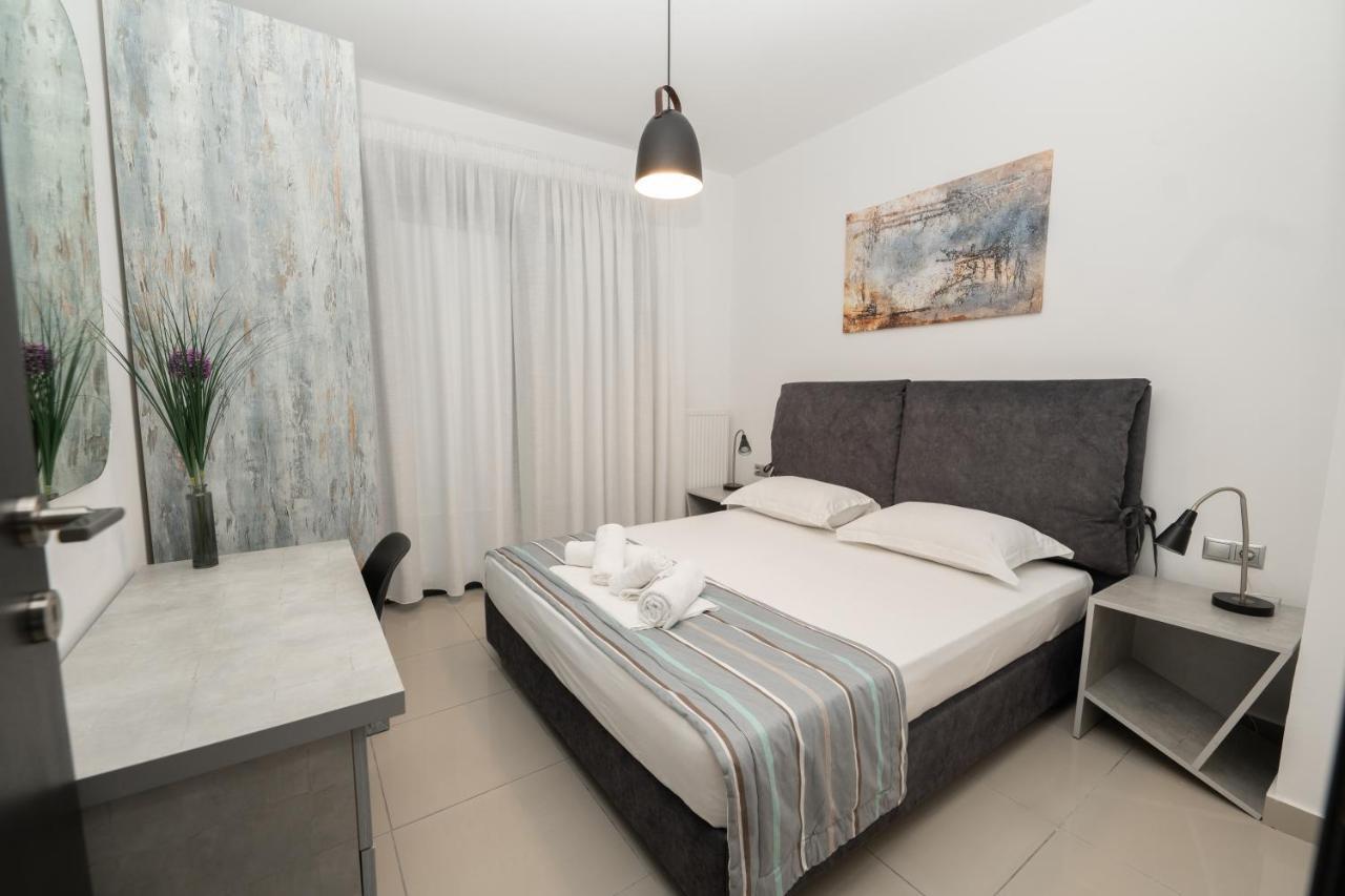 Aelia Apartments Néa Péramos Extérieur photo