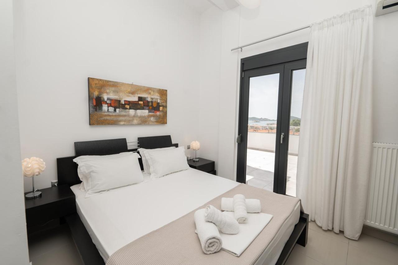 Aelia Apartments Néa Péramos Extérieur photo